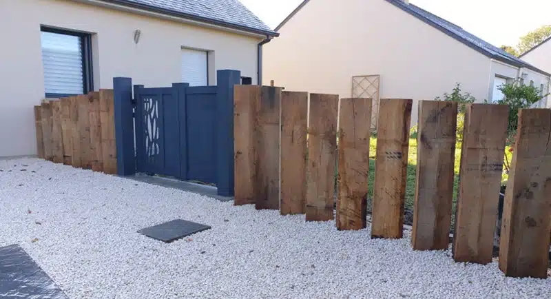 Barrières en bois pour jardin sécurité et esthétique naturelle