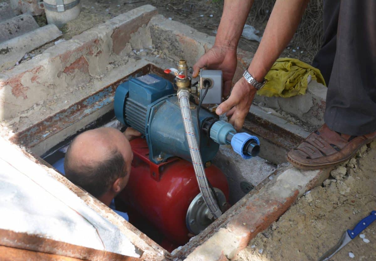 Les avantages des pompes à eau grandes marques pour votre système de relevage et votre jardin